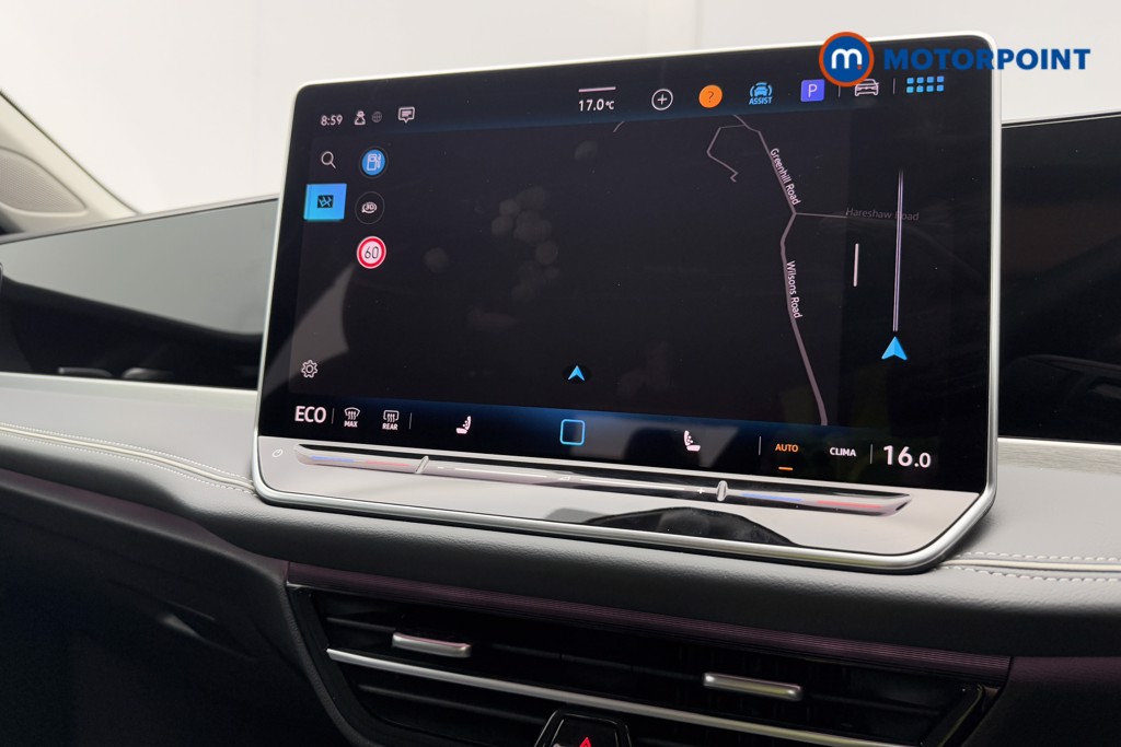 Volkswagen Passat Life Automatic Petrol Plug-In Hybrid Estate - Stock Number (1578112) - 11th supplementary image