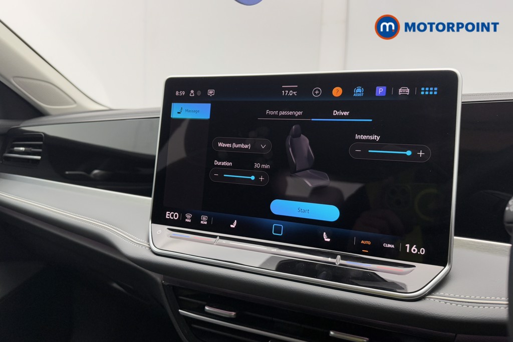 Volkswagen Passat Life Automatic Petrol Plug-In Hybrid Estate - Stock Number (1578112) - 13th supplementary image