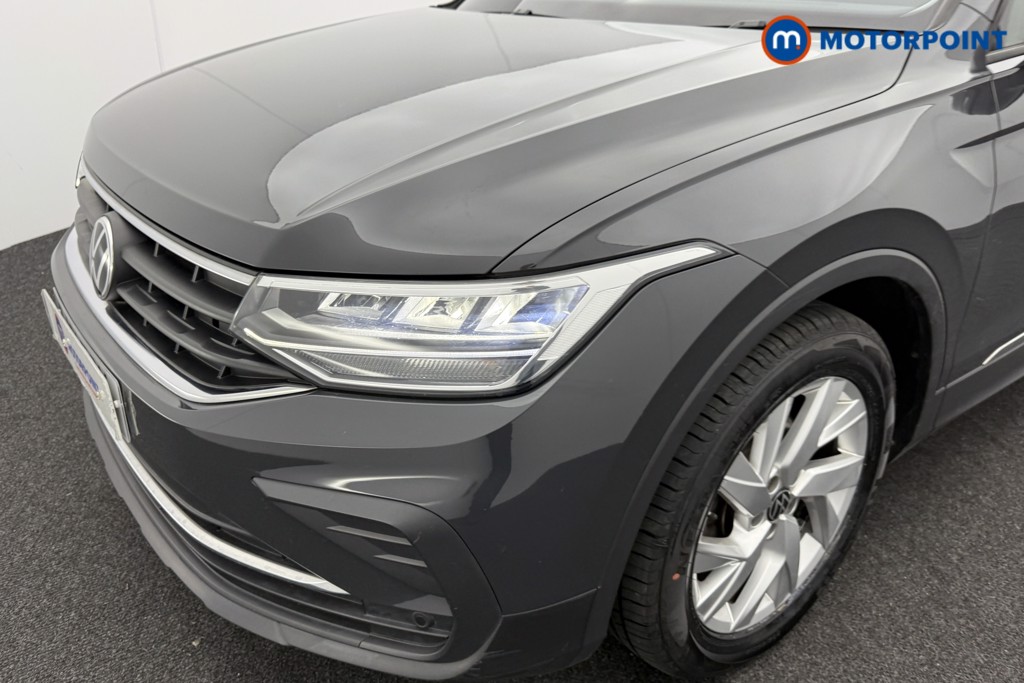 Volkswagen Passat Life Automatic Petrol Plug-In Hybrid Estate - Stock Number (1578115) - 7th supplementary image