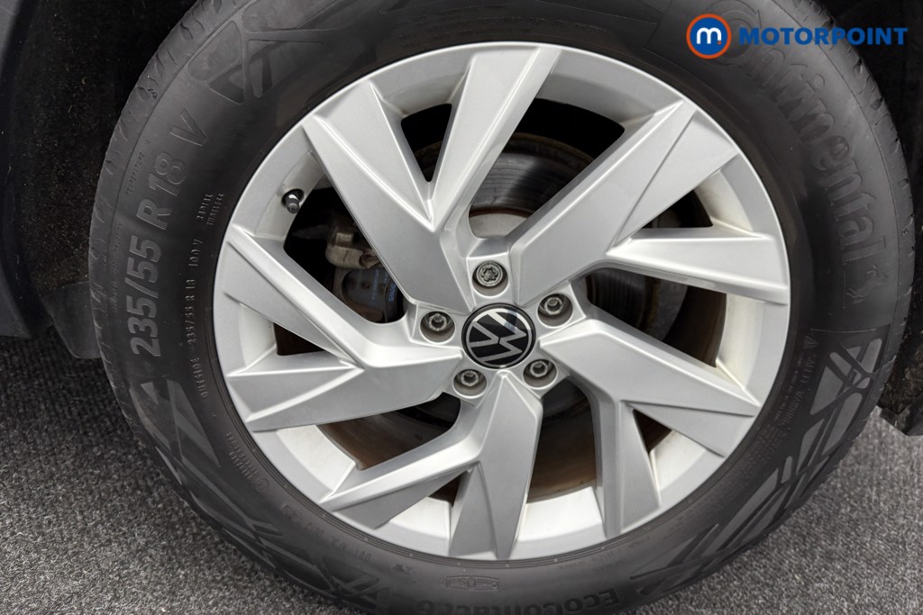 Volkswagen Passat Life Automatic Petrol Plug-In Hybrid Estate - Stock Number (1578115) - 9th supplementary image