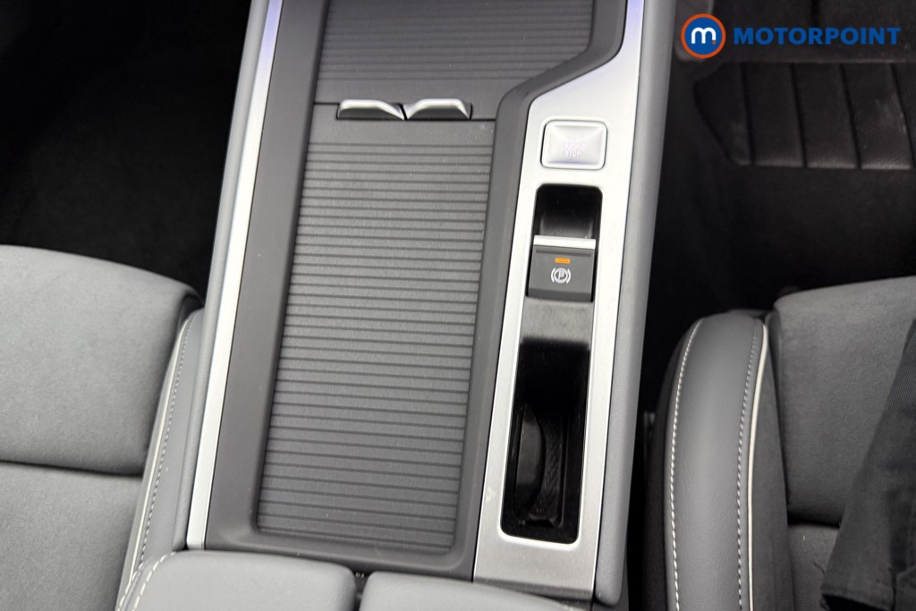 Volkswagen Passat Life Automatic Petrol Plug-In Hybrid Estate - Stock Number (1578115) - 22nd supplementary image