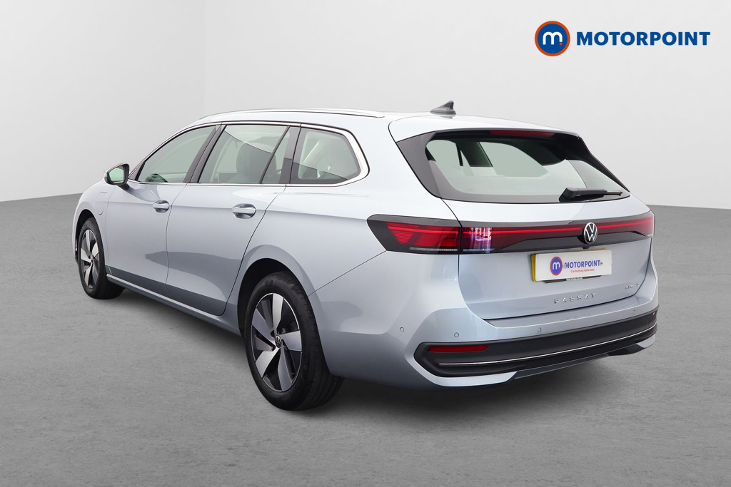 Volkswagen Passat Life Automatic Petrol Plug-In Hybrid Estate - Stock Number (1578115) - Passenger side rear corner