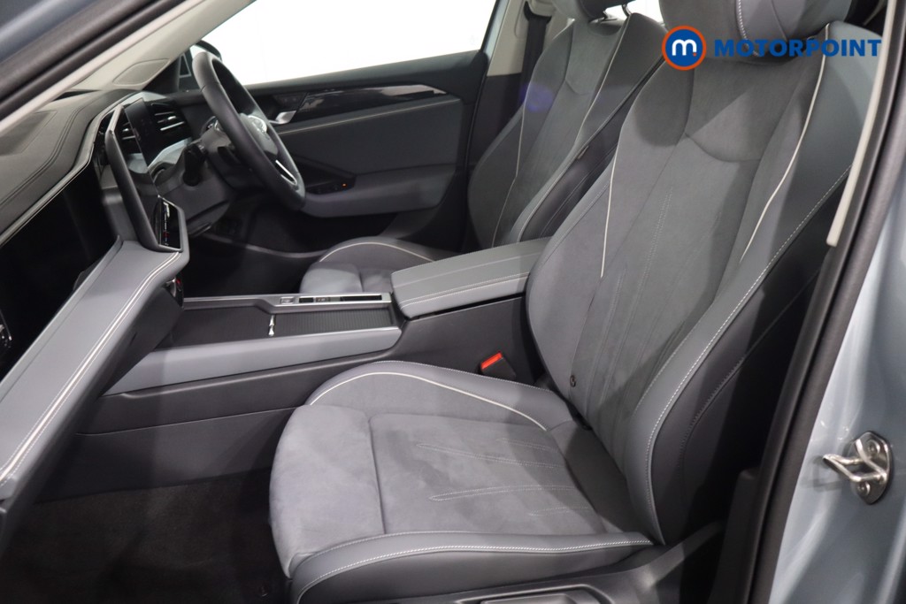Volkswagen Passat Life Automatic Petrol Plug-In Hybrid Estate - Stock Number (1578125) - 4th supplementary image