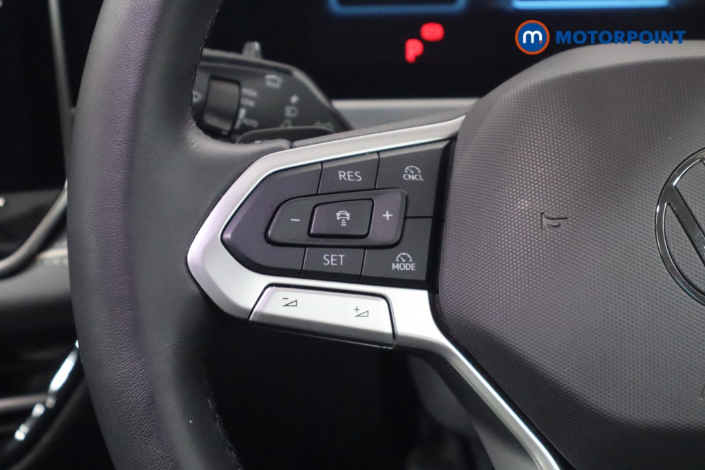 Volkswagen Passat Life Automatic Petrol Plug-In Hybrid Estate - Stock Number (1578125) - 7th supplementary image