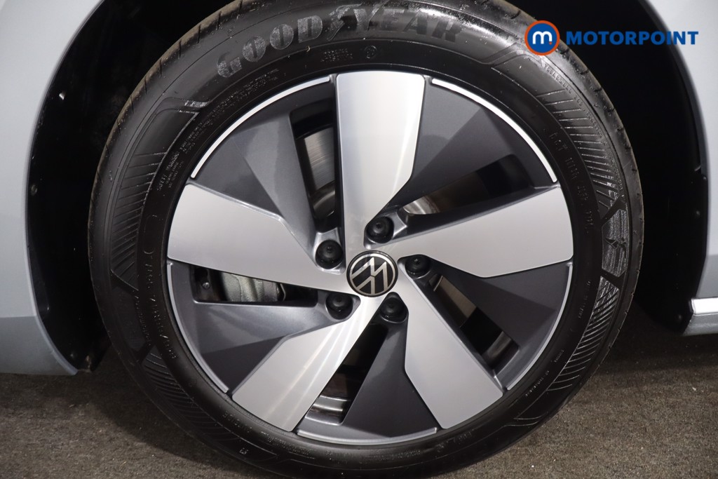 Volkswagen Passat Life Automatic Petrol Plug-In Hybrid Estate - Stock Number (1578125) - 11th supplementary image
