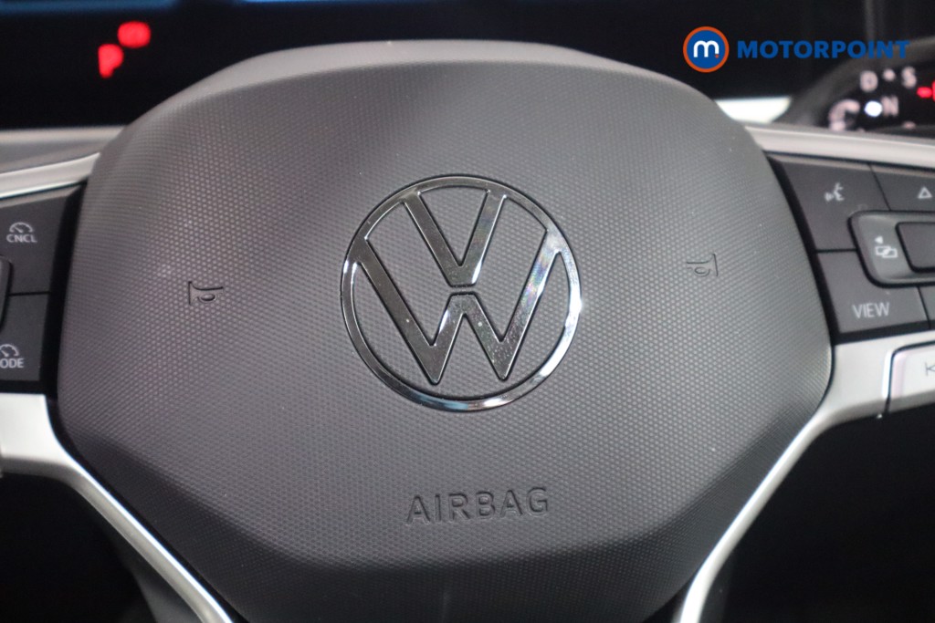 Volkswagen Passat Life Automatic Petrol Plug-In Hybrid Estate - Stock Number (1578125) - 15th supplementary image