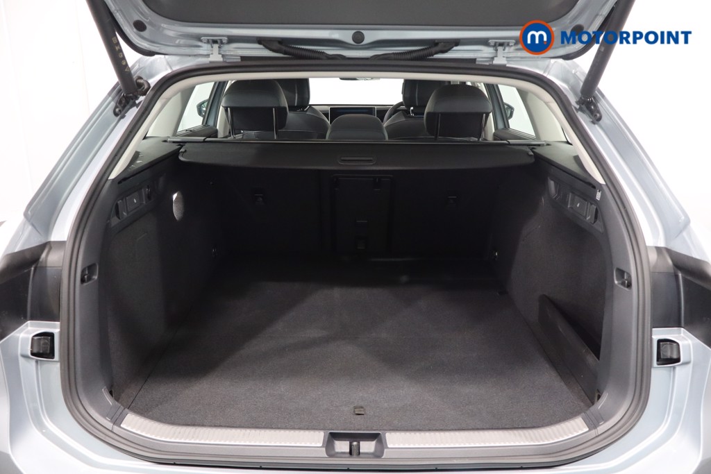 Volkswagen Passat Life Automatic Petrol Plug-In Hybrid Estate - Stock Number (1578125) - 38th supplementary image