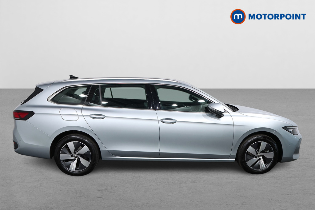 Volkswagen Passat Life Automatic Petrol Plug-In Hybrid Estate - Stock Number (1578125) - Drivers side