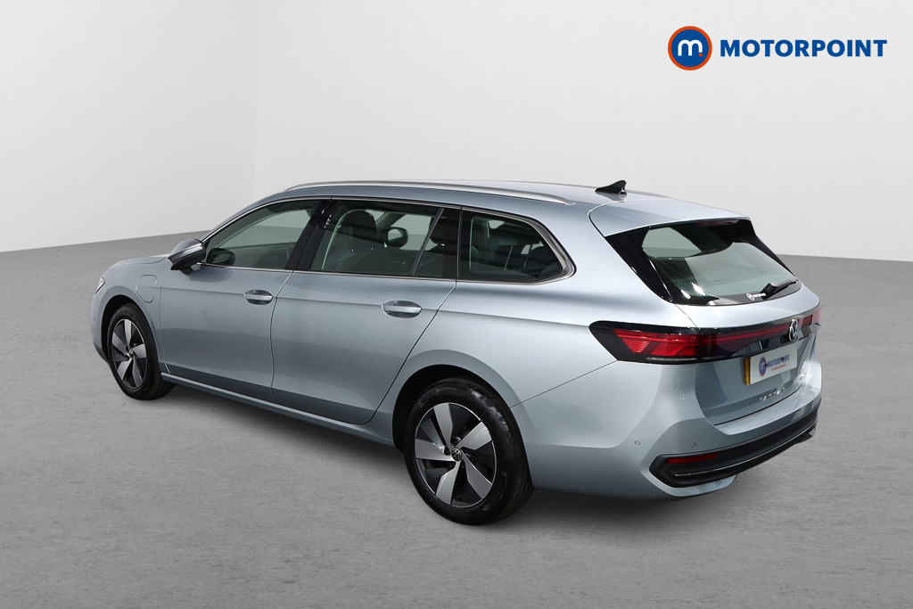 Volkswagen Passat Life Automatic Petrol Plug-In Hybrid Estate - Stock Number (1578125) - Passenger side rear corner