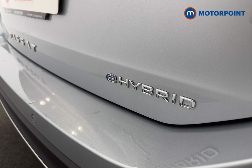 Volkswagen Passat Life Automatic Petrol Plug-In Hybrid Estate - Stock Number (1578127) - 19th supplementary image