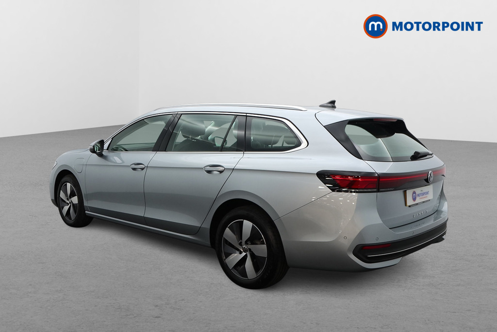 Volkswagen Passat Life Automatic Petrol Plug-In Hybrid Estate - Stock Number (1578127) - Passenger side rear corner
