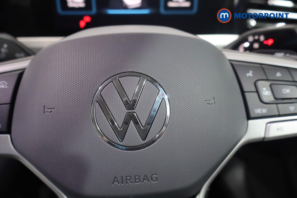 Volkswagen Passat Life Automatic Petrol Plug-In Hybrid Estate - Stock Number (1578139) - 15th supplementary image