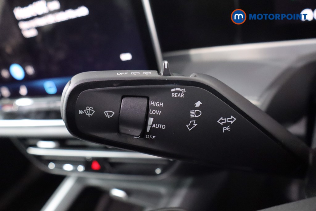 Volkswagen Passat Life Automatic Petrol Plug-In Hybrid Estate - Stock Number (1578139) - 16th supplementary image