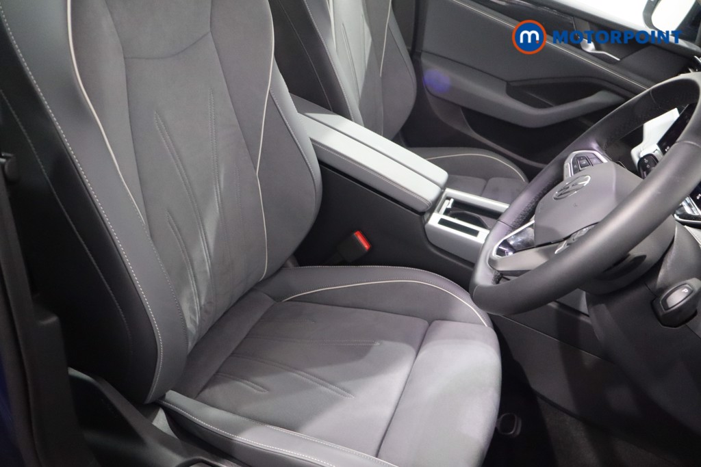 Volkswagen Passat Life Automatic Petrol Plug-In Hybrid Estate - Stock Number (1578139) - 25th supplementary image