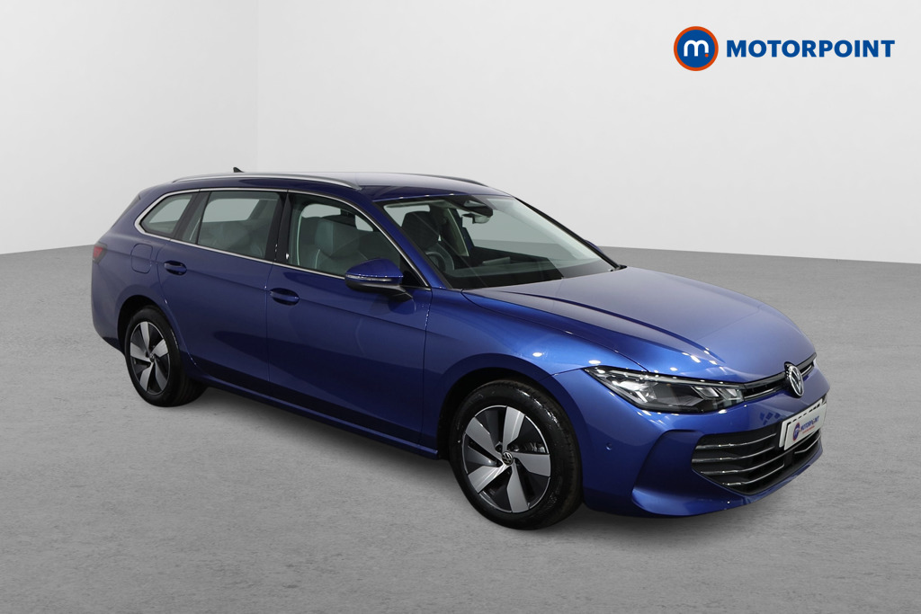 Volkswagen Passat Life Automatic Petrol Plug-In Hybrid Estate - Stock Number (1578139) - Drivers side front corner