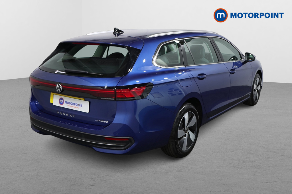 Volkswagen Passat Life Automatic Petrol Plug-In Hybrid Estate - Stock Number (1578139) - Drivers side rear corner