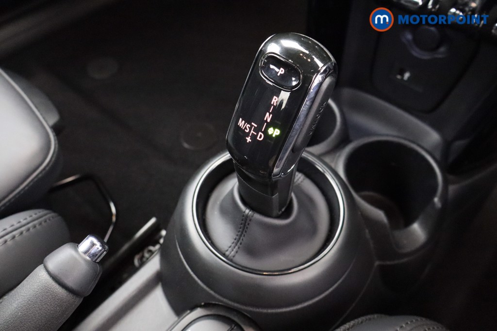 Mini Hatchback Cooper Exclusive Automatic Petrol Hatchback - Stock Number (1578246) - 9th supplementary image