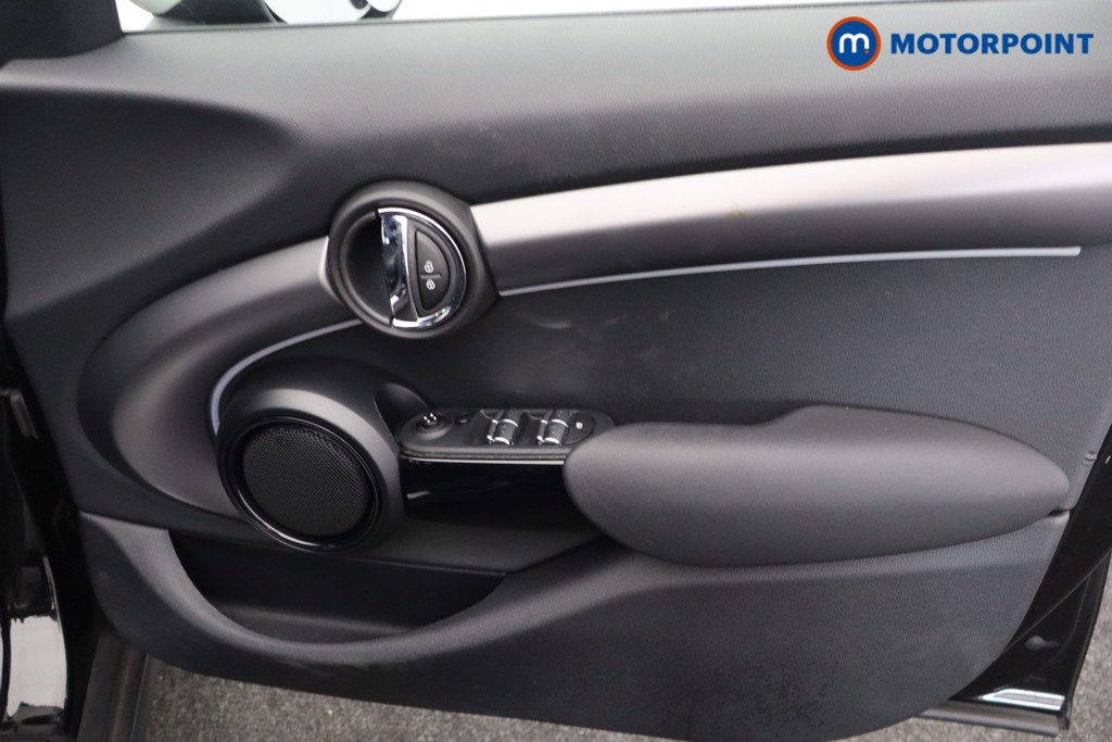 Mini Hatchback Cooper Exclusive Automatic Petrol Hatchback - Stock Number (1578246) - 18th supplementary image