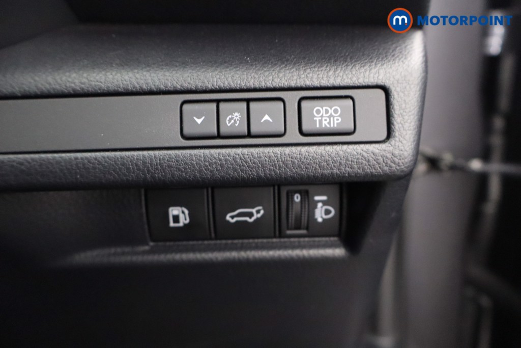 Lexus LBX Premium Plus Automatic Petrol-Electric Hybrid SUV - Stock Number (1578287) - 14th supplementary image