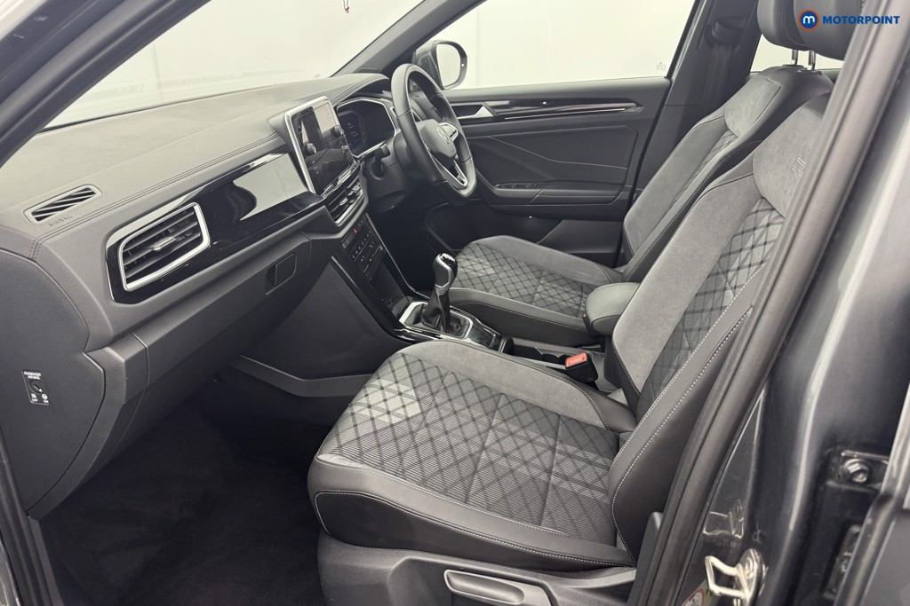 Volkswagen T-Roc R-Line Manual Petrol SUV - Stock Number (1578508) - 9th supplementary image