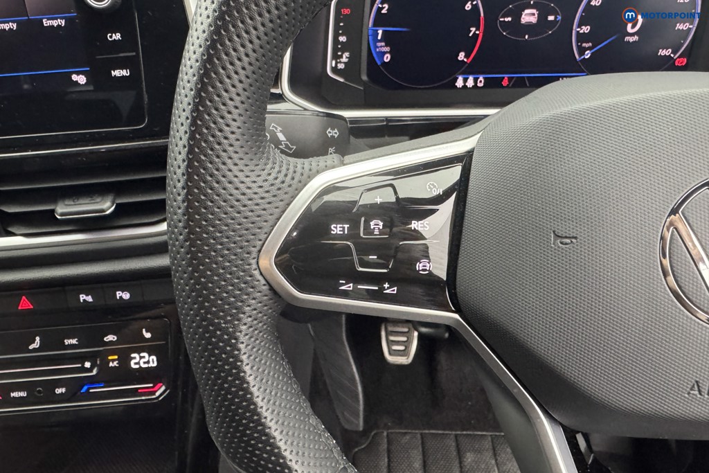 Volkswagen T-Roc R-Line Manual Petrol SUV - Stock Number (1578508) - 12th supplementary image