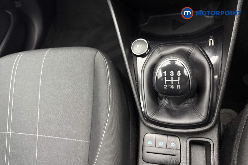 Ford Fiesta Trend Manual Petrol Hatchback - Stock Number (1578698) - 9th supplementary image