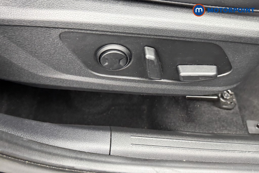 KIA Sportage 3 Automatic Petrol-Electric Hybrid SUV - Stock Number (1578768) - 19th supplementary image
