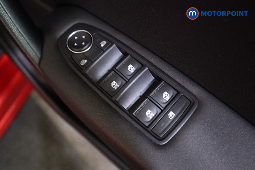 Renault Captur Evolution Manual Petrol-Electric Hybrid SUV - Stock Number (1578867) - 10th supplementary image