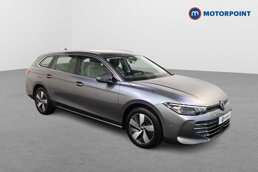 Volkswagen Passat Life Automatic Petrol Plug-In Hybrid Estate - Stock Number (1578939) - Drivers side front corner