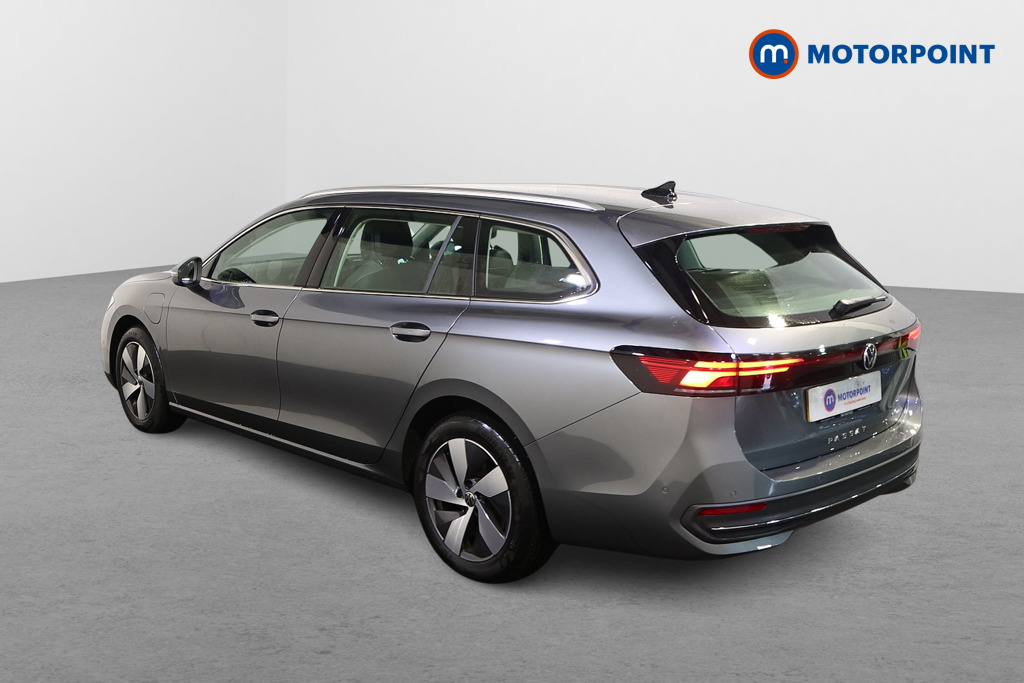 Volkswagen Passat Life Automatic Petrol Plug-In Hybrid Estate - Stock Number (1578939) - Passenger side rear corner