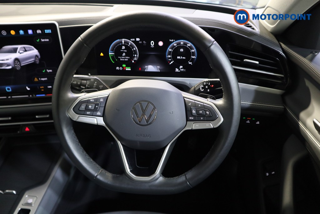 Volkswagen Passat Life Automatic Petrol Plug-In Hybrid Estate - Stock Number (1578940) - 2nd supplementary image
