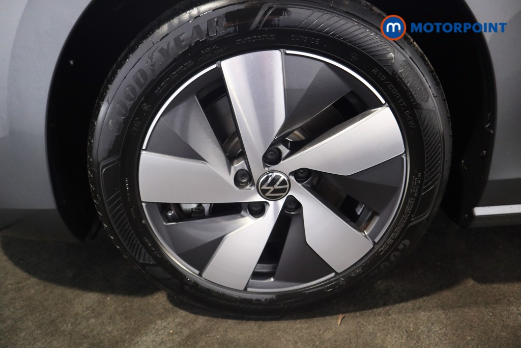 Volkswagen Passat Life Automatic Petrol Plug-In Hybrid Estate - Stock Number (1578940) - 19th supplementary image