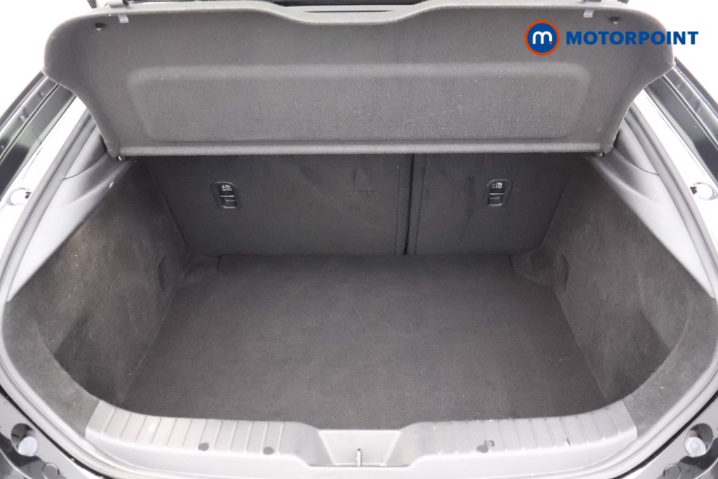Mazda 3 Takumi Manual Petrol Hatchback - Stock Number (1578953) - 5th supplementary image