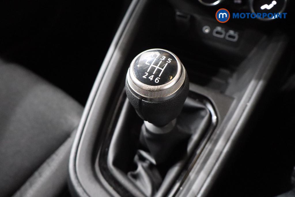 Renault Clio Evolution Manual Petrol Hatchback - Stock Number (1578955) - 12th supplementary image