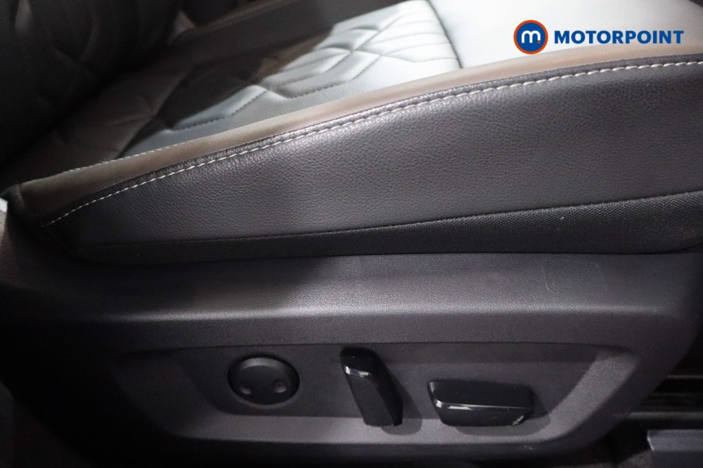 Nissan Qashqai Tekna Automatic Petrol-Electric Hybrid SUV - Stock Number (1579071) - 23rd supplementary image