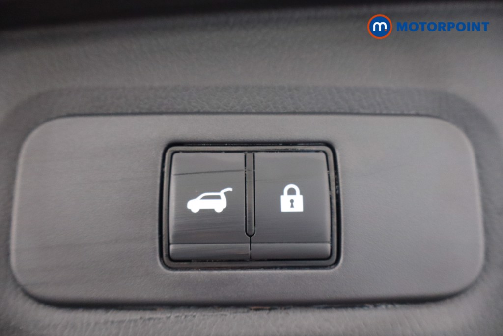 Nissan Qashqai Tekna Automatic Petrol-Electric Hybrid SUV - Stock Number (1579071) - 39th supplementary image