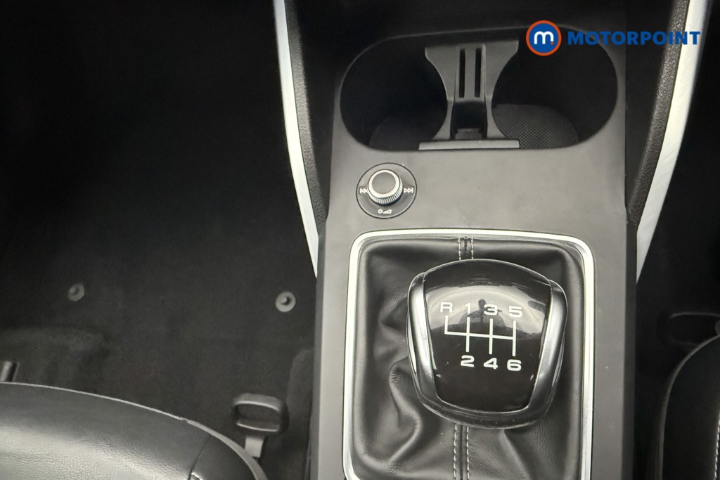 Audi Q2 S Line Manual Petrol SUV - Stock Number (1579113) - 8th supplementary image