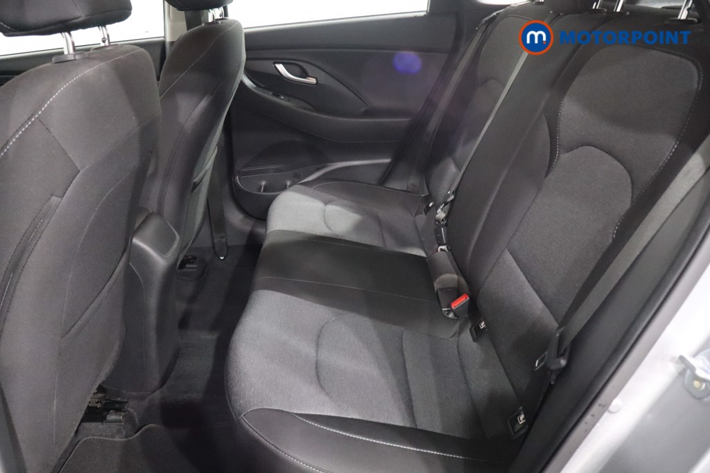 Hyundai I30 Se Connect Manual Petrol Hatchback - Stock Number (1579114) - 5th supplementary image