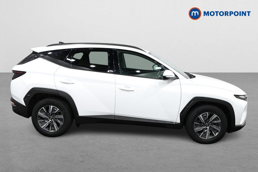 Hyundai Tucson Se Connect Manual Petrol SUV - Stock Number (1579136) - Drivers side
