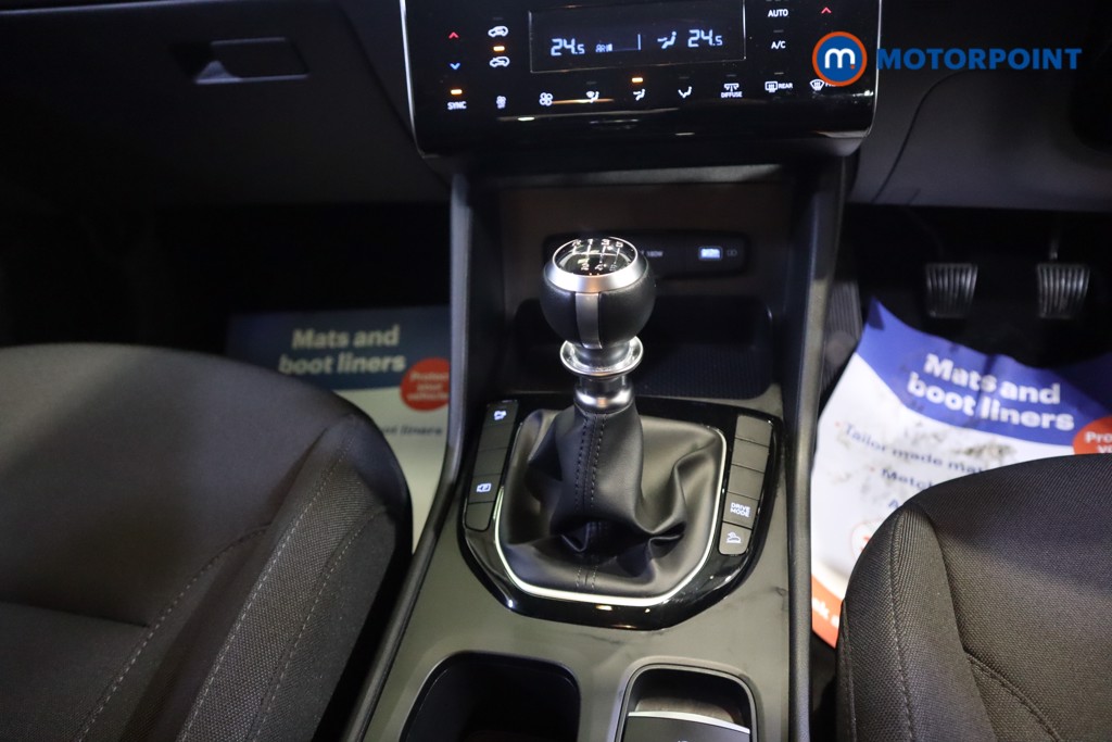 Hyundai Tucson Se Connect Manual Petrol SUV - Stock Number (1579153) - 6th supplementary image