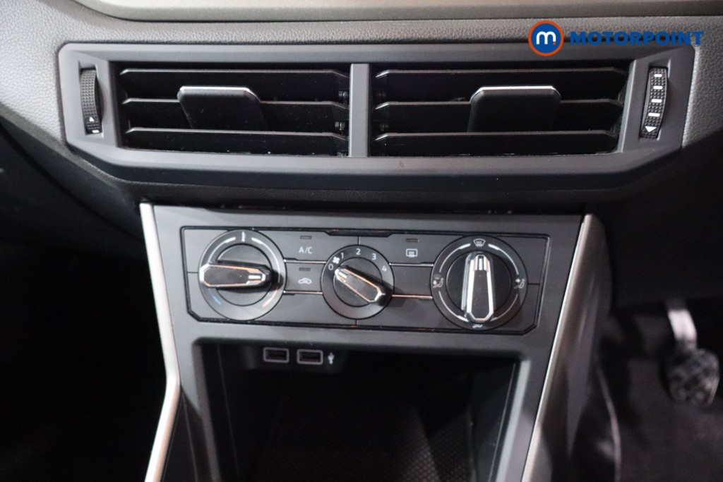 Volkswagen Polo SE Manual Petrol Hatchback - Stock Number (1579214) - 16th supplementary image