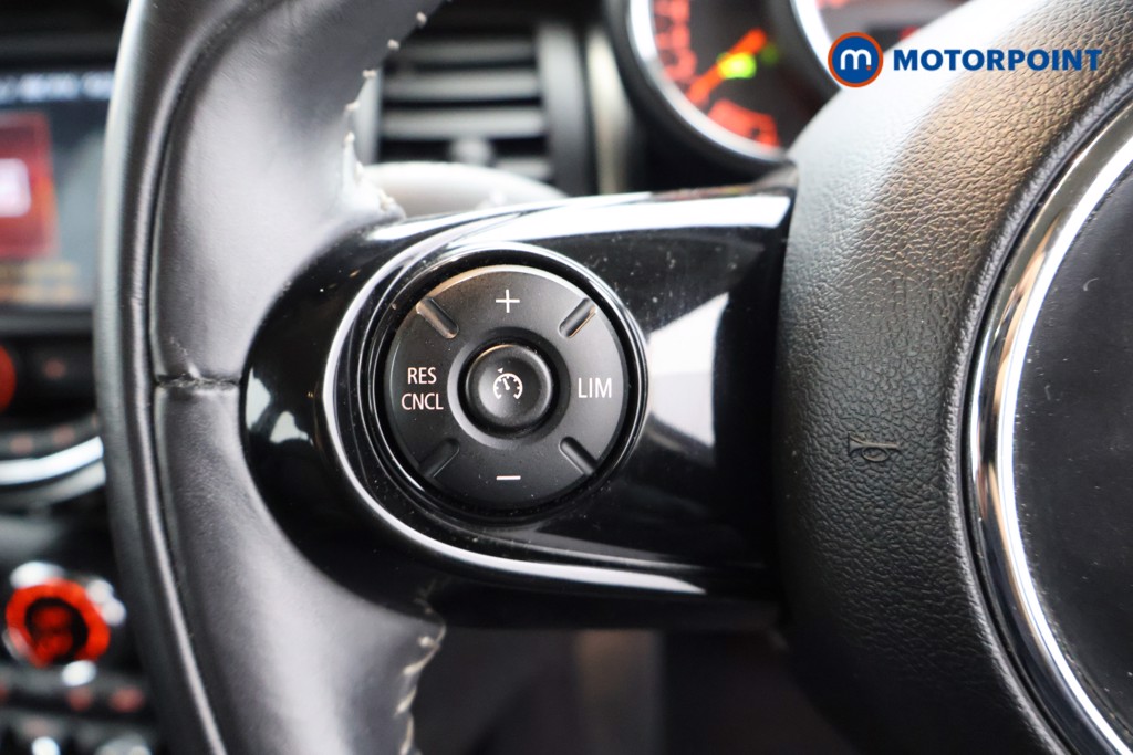 Mini Hatchback Cooper Exclusive Automatic Petrol Hatchback - Stock Number (1579677) - 2nd supplementary image