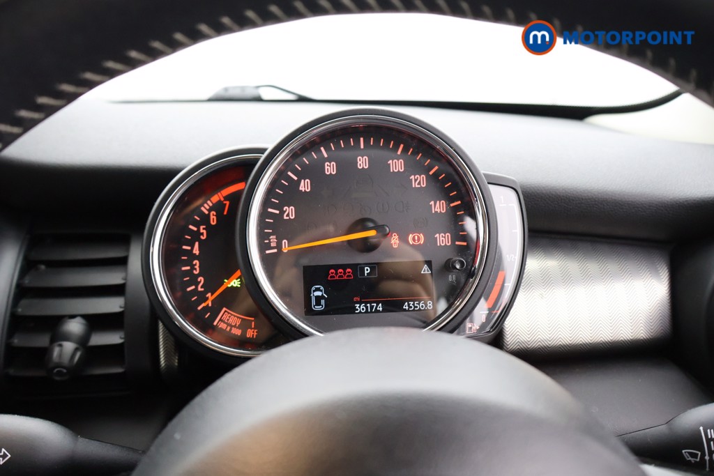 Mini Hatchback Cooper Exclusive Automatic Petrol Hatchback - Stock Number (1579677) - 4th supplementary image