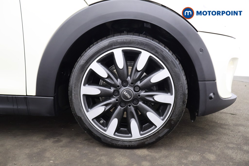 Mini Hatchback Cooper Exclusive Automatic Petrol Hatchback - Stock Number (1579677) - 11th supplementary image