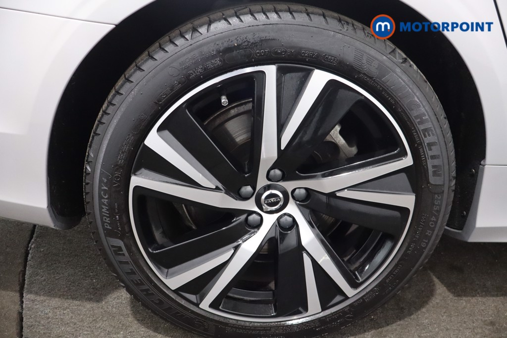 Volvo V90 Plus Automatic Diesel Estate - Stock Number (1579720) - 9th supplementary image