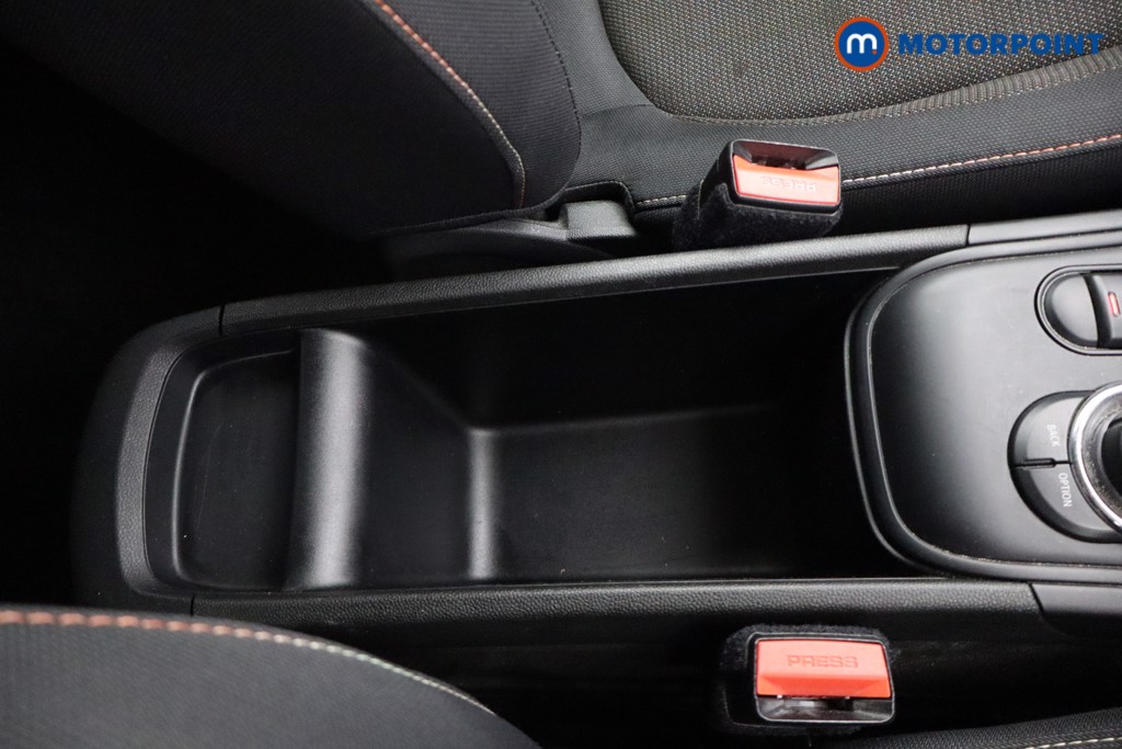 Mini Countryman Cooper Classic Manual Petrol SUV - Stock Number (1579738) - 7th supplementary image