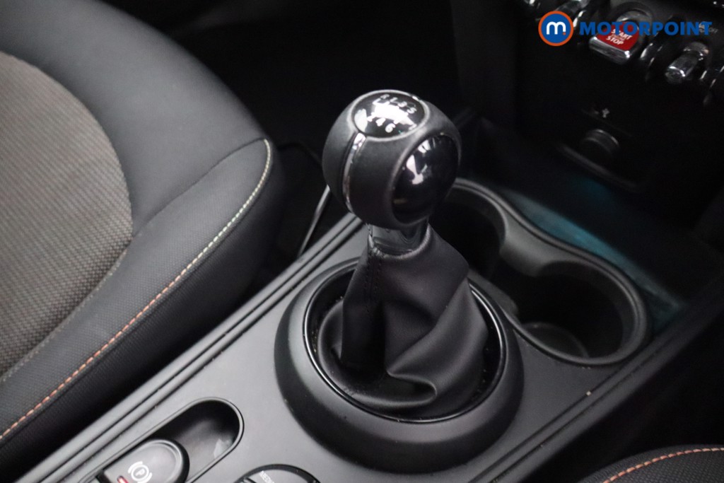 Mini Countryman Cooper Classic Manual Petrol SUV - Stock Number (1579738) - 9th supplementary image