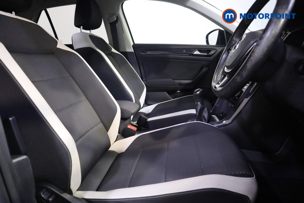 Volkswagen T-Roc SEL Manual Petrol SUV - Stock Number (1579753) - 12th supplementary image