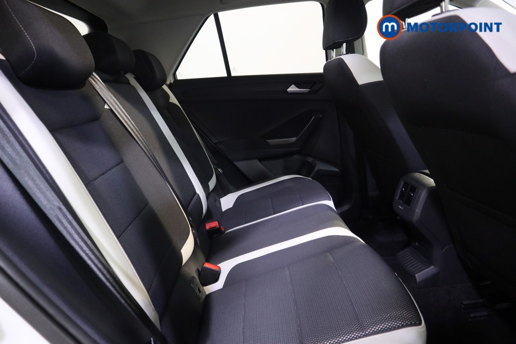 Volkswagen T-Roc SEL Manual Petrol SUV - Stock Number (1579753) - 13th supplementary image