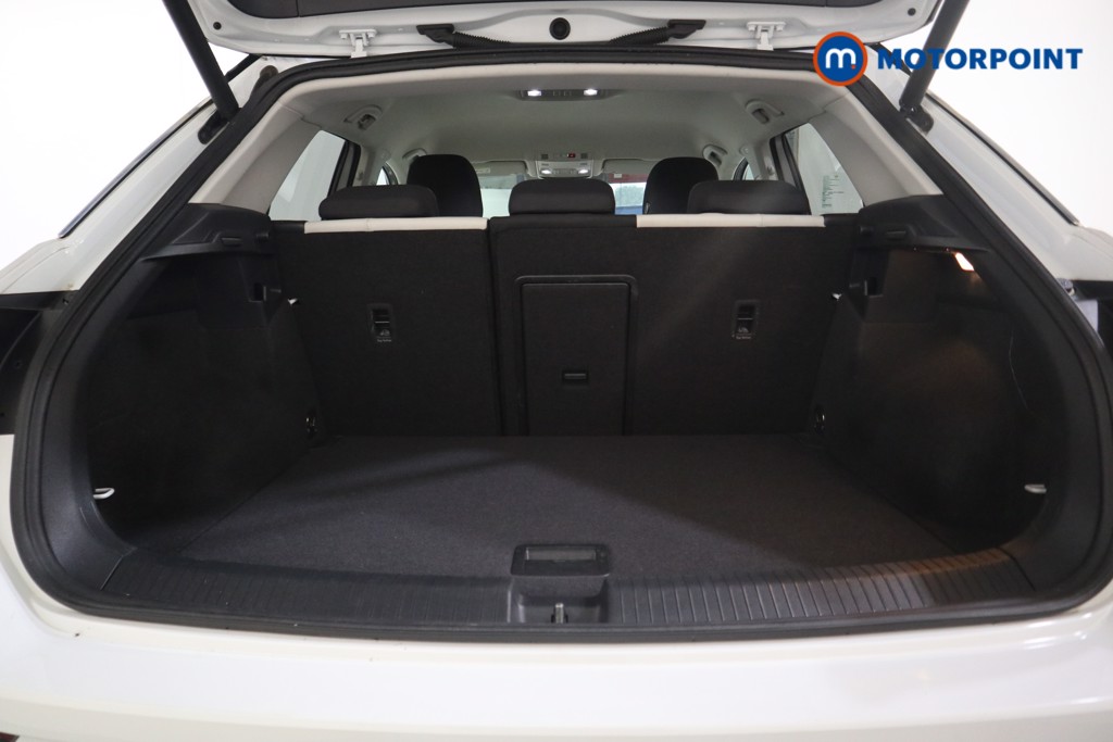 Volkswagen T-Roc SEL Manual Petrol SUV - Stock Number (1579753) - 14th supplementary image